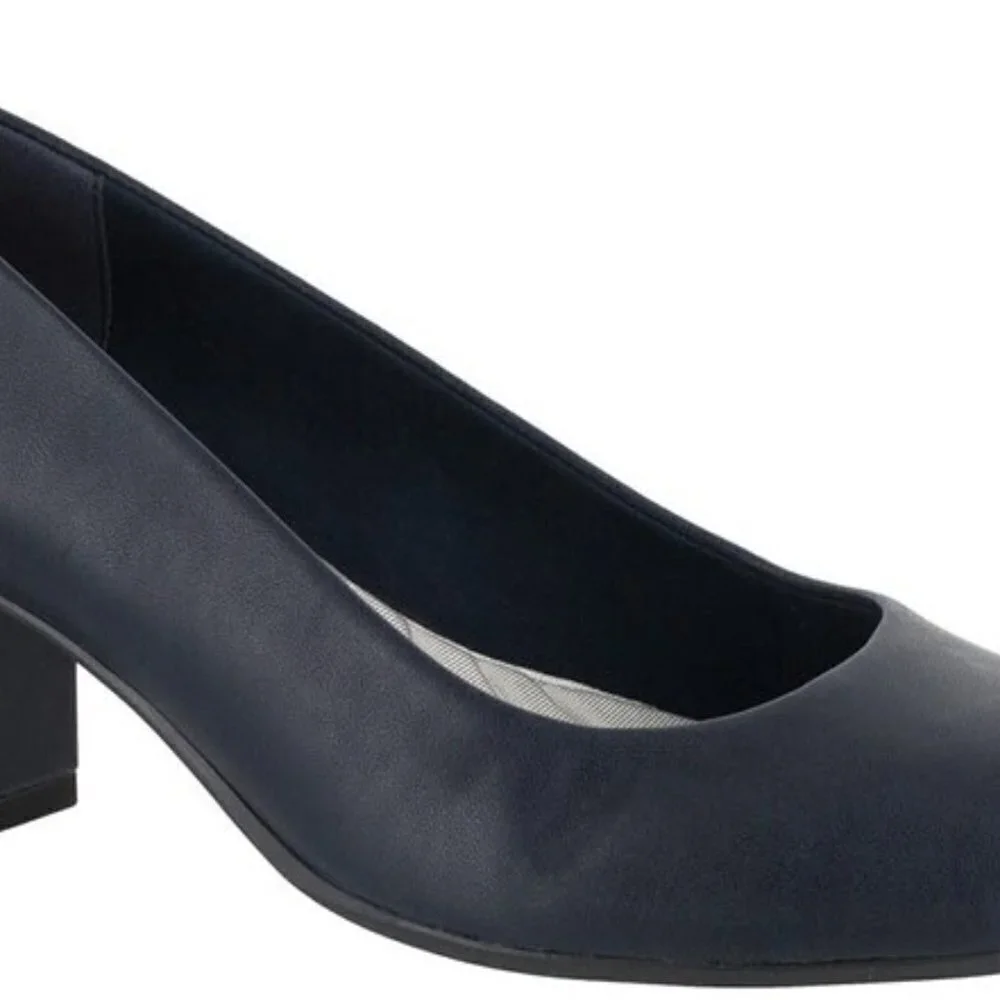 Easy Street Proper Pump 8.5WW   NWOT